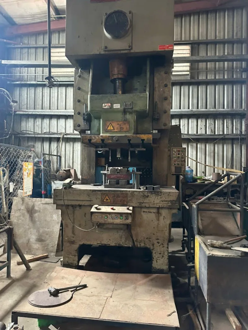 thu mua đồng từ máy móc công nghiệp hư hỏng